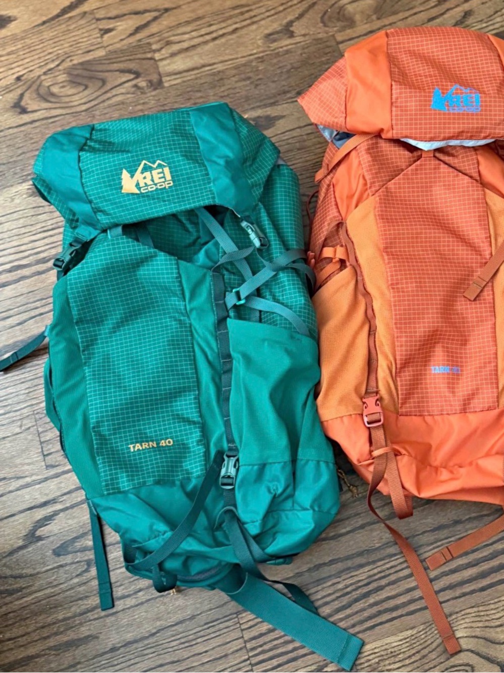REI CO-OP Tarn 40 Kids Hiking Pack - Green - Picture 9 of 9